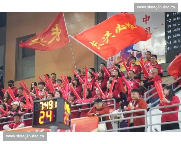 激烈对决比分定胜负球队鏖战全场引爆赛场热潮球迷沸腾见证经典一役